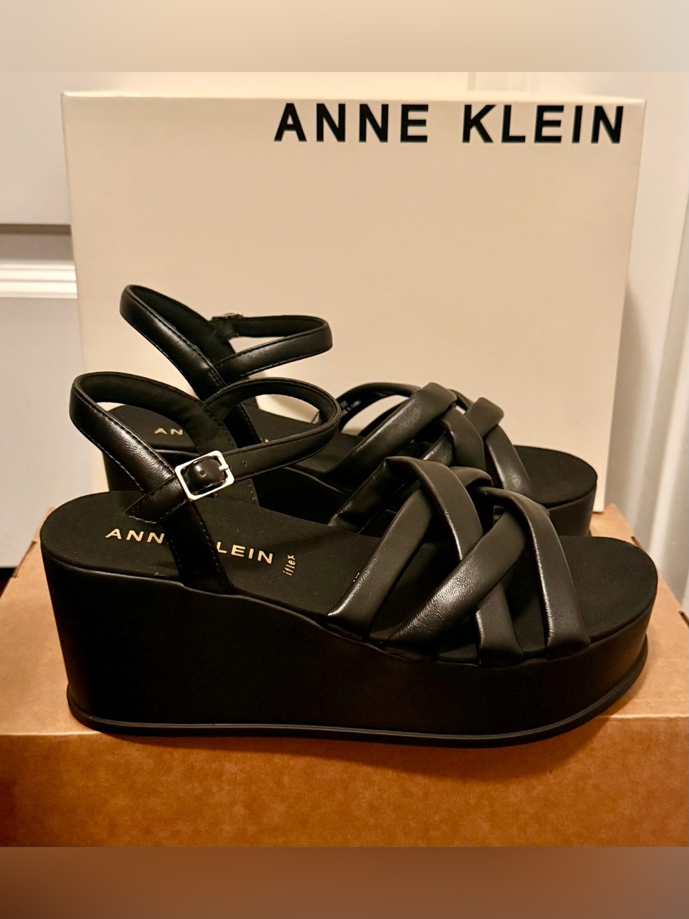 Anne Klein iFlex Black Strappy Platform Wedges ~ SZ. 8M (NWB)